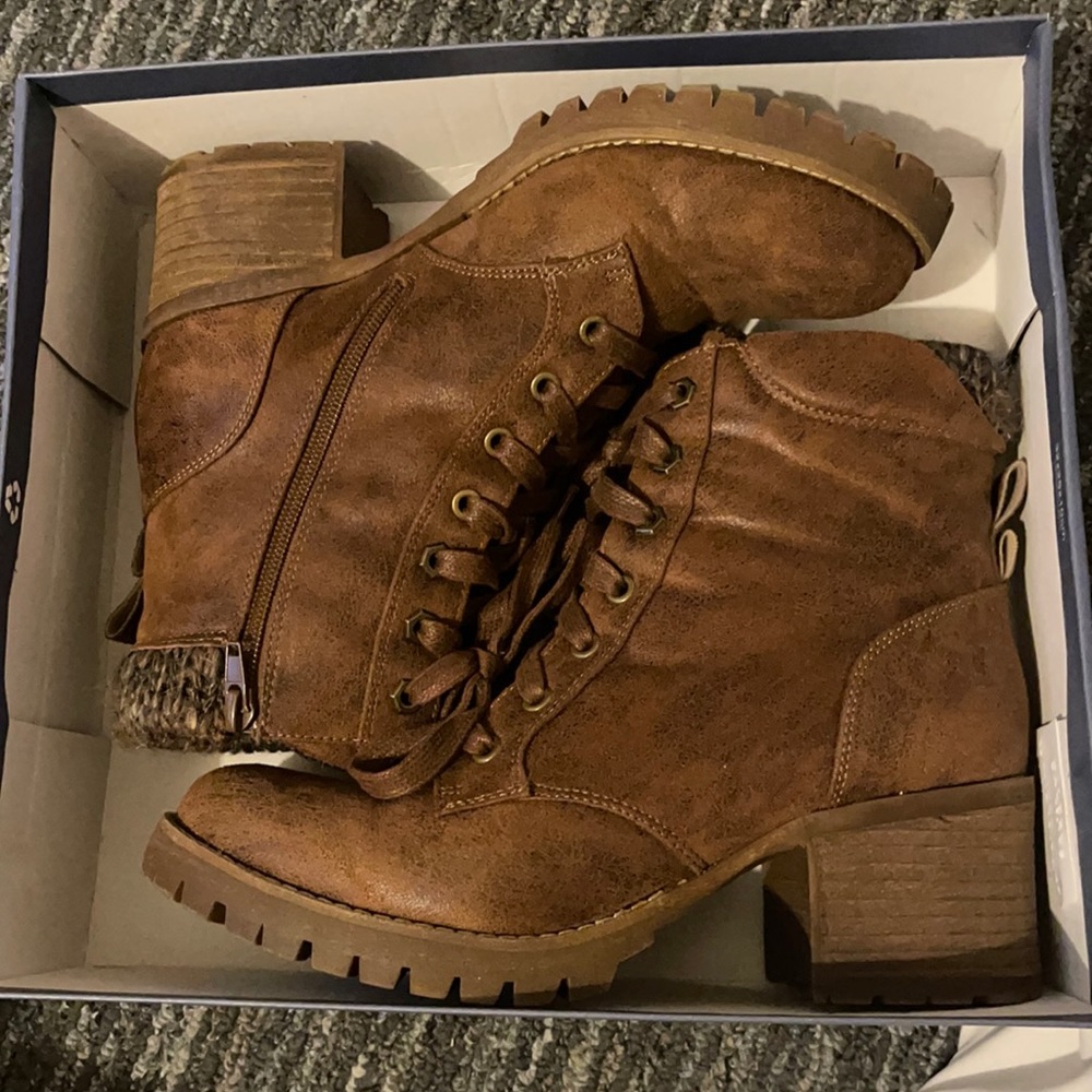 Ankle boots